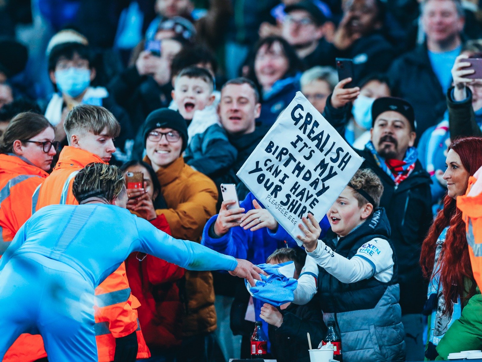 通过明确的 通过明确的